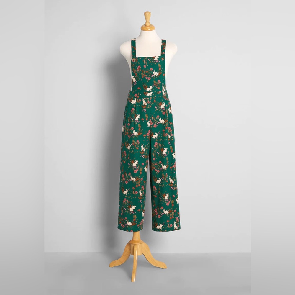 ModCloth x Princess Highway Bunny Harvest Overalls AU 14 / US 10-12